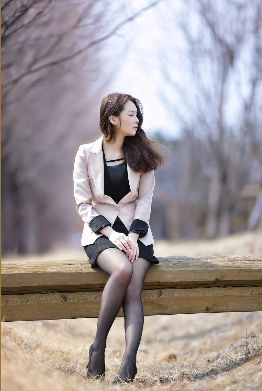 Stunning Lin Zhihui photo capturing timeless beauty