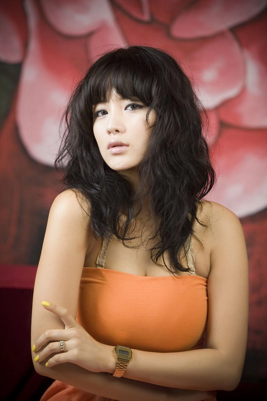 Lin Zhihui elegance shines through natural light