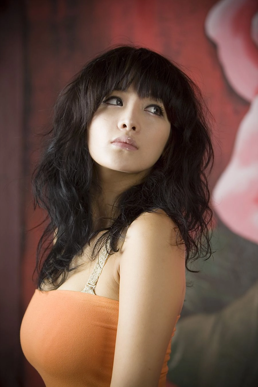 Elegant Lin Zhihui moment framed in pure beauty