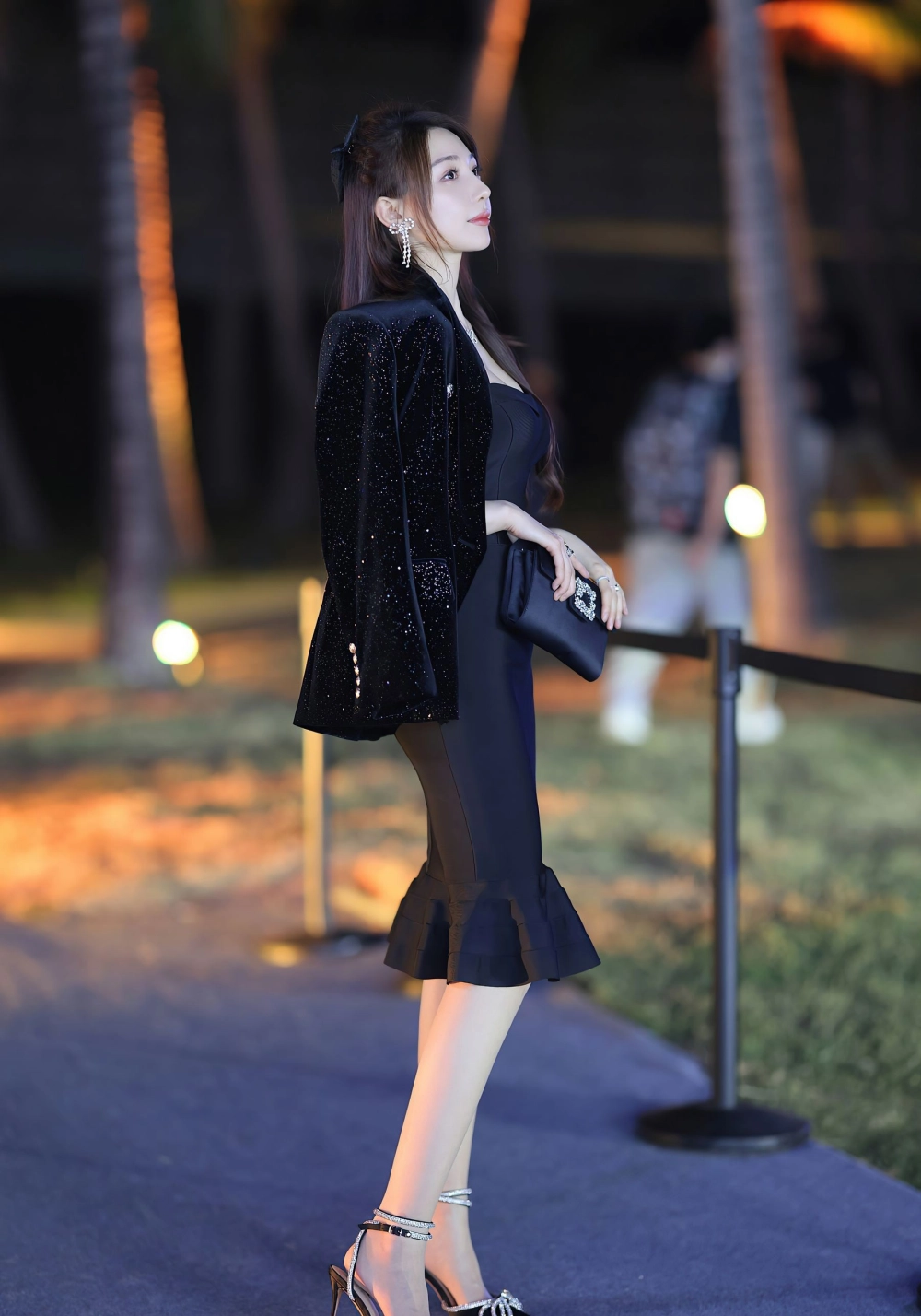 The natural beauty of Liu Yining