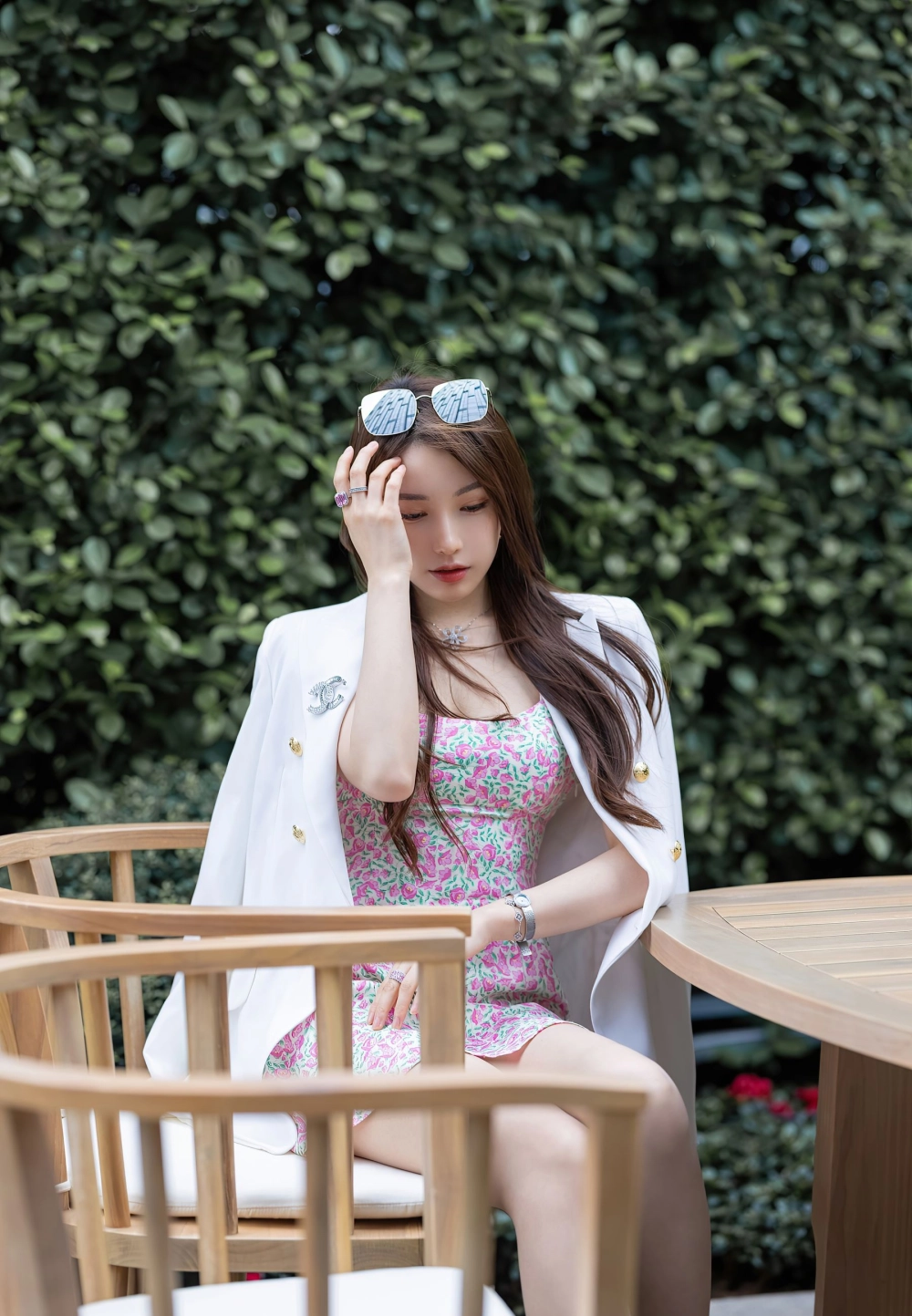 The sophisticated style of Liu Yining