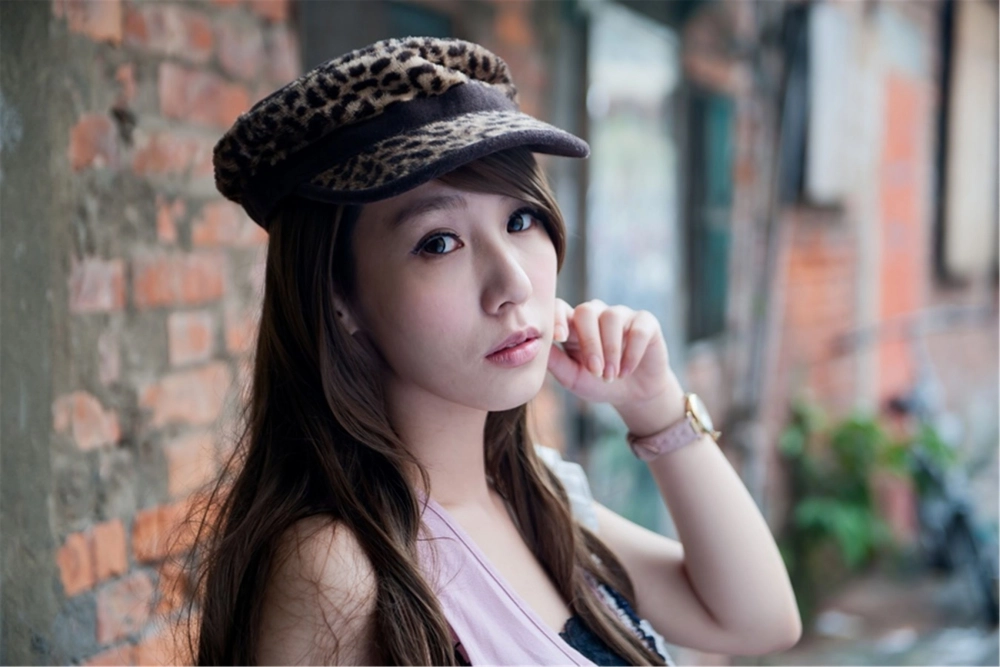 Flawless beauty and the style of Lu Siying