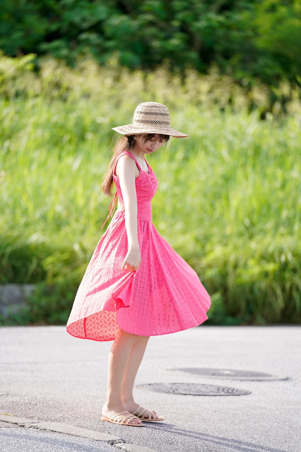 The elegant and bright allure of beautiful Makino Marie 