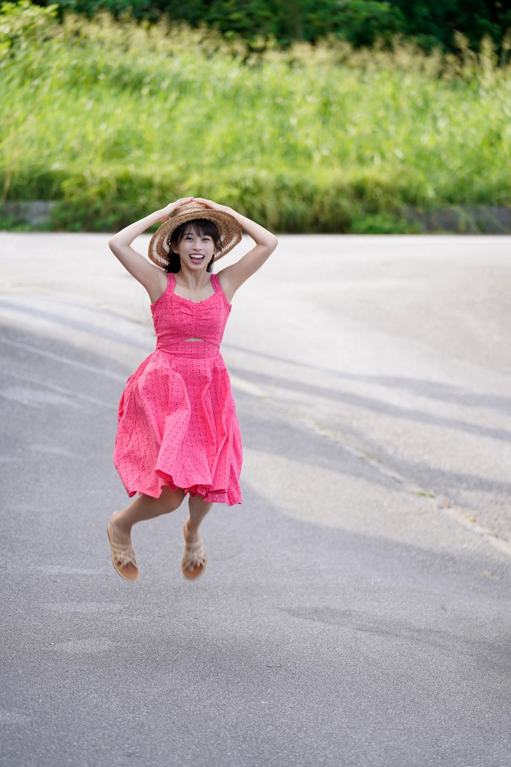 Makino Marie a portrait of vibrant, feminine appeal 