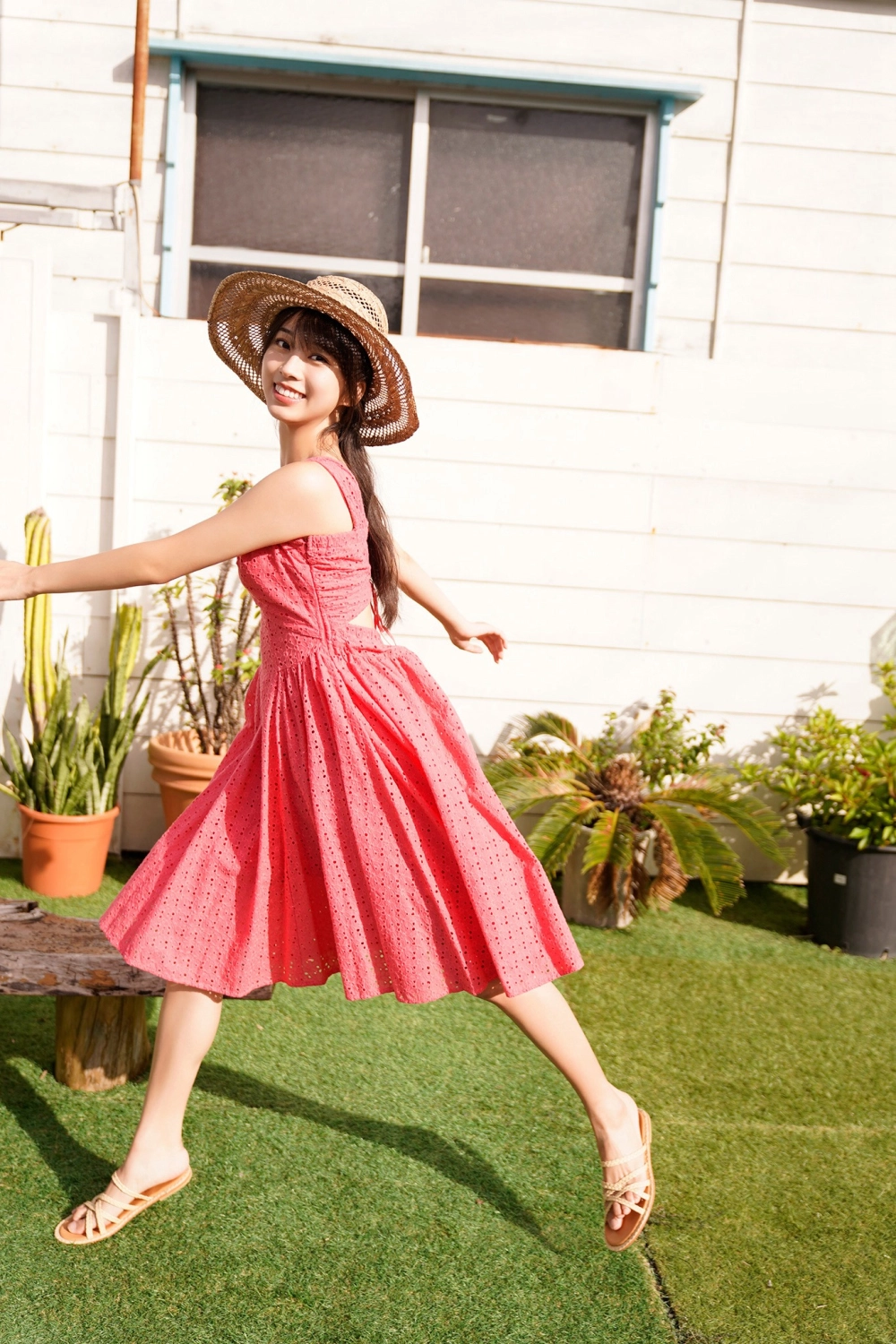 Unleashing the graceful fire within Makino Marie's persona 