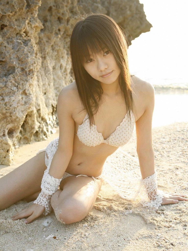 That irresistible charm unique to the stunning Mako Tamura