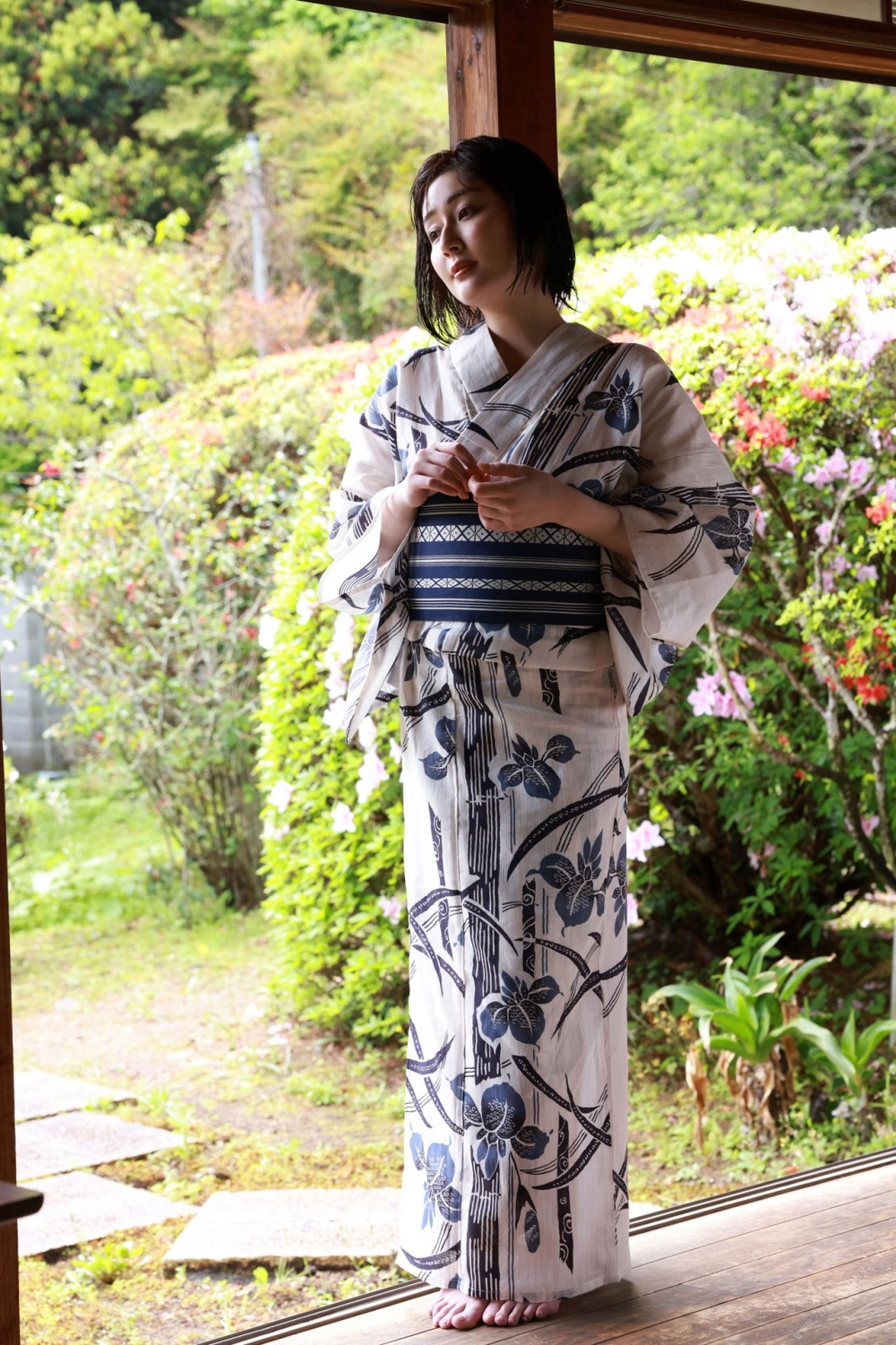 Sensational beauty and stunning confidence Manami Shindo