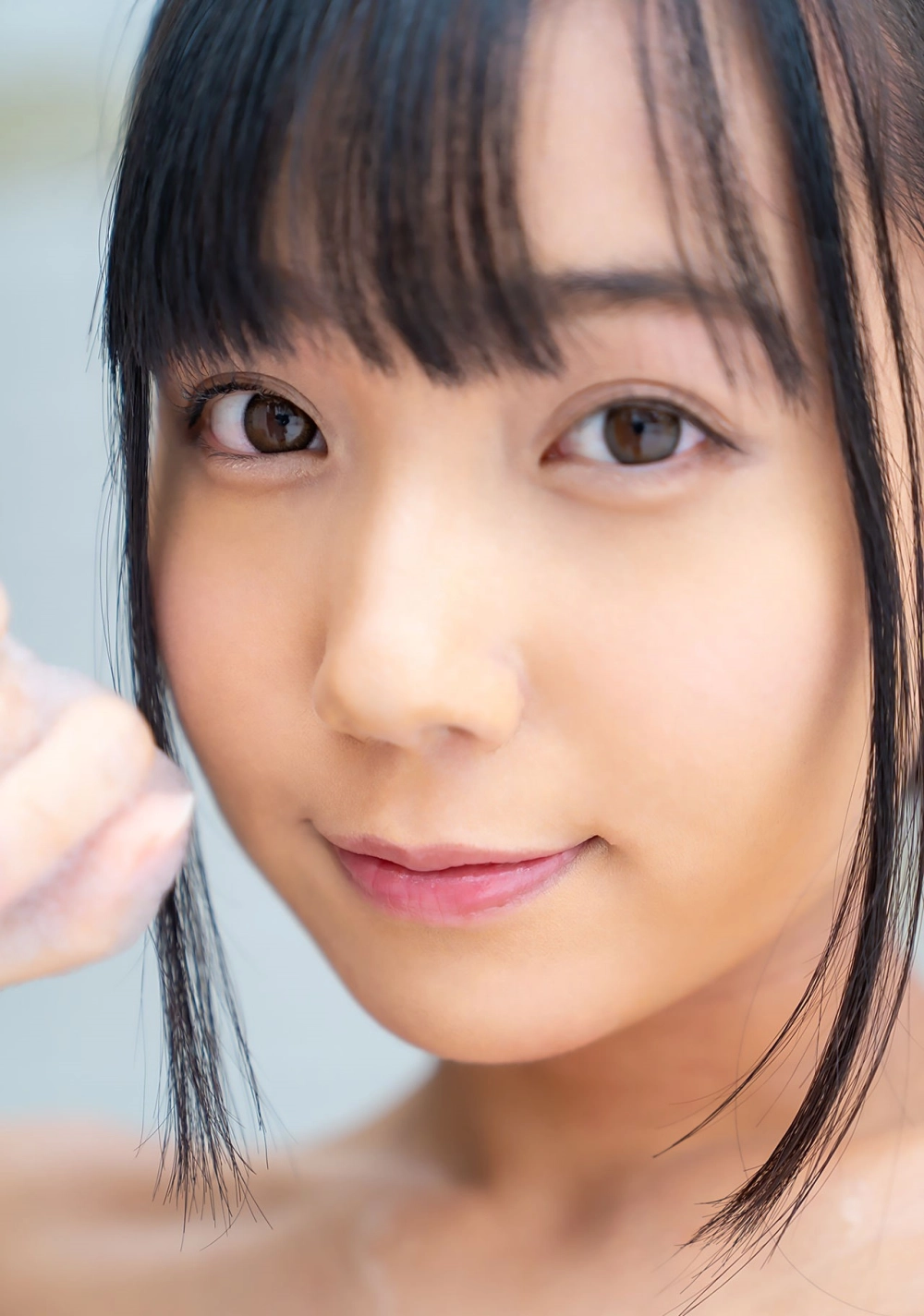 Mayoi Arisaka just stole the entire spotlight