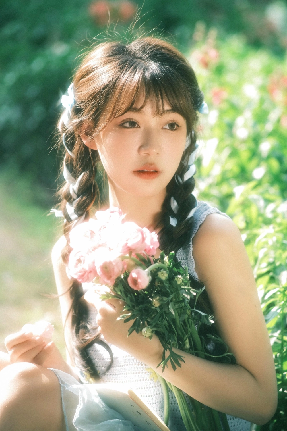 The natural elegance of Miaomiao Jia de Xiao Yu Gan