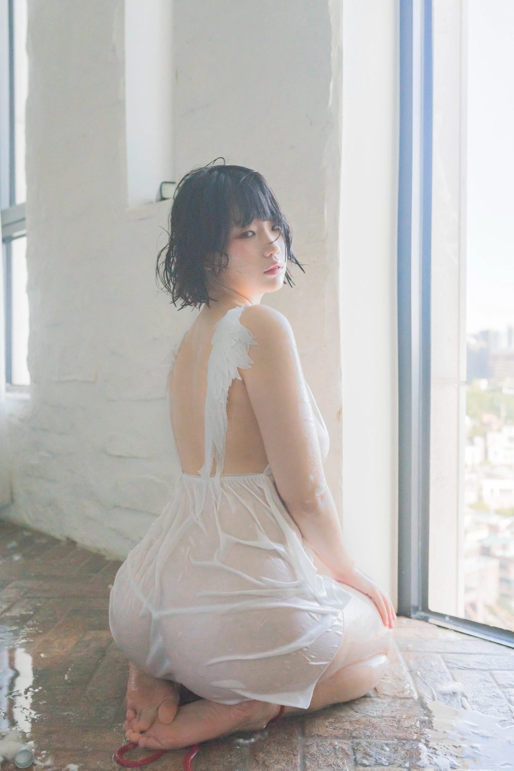 Stunning details of Mimmi in perfect focus