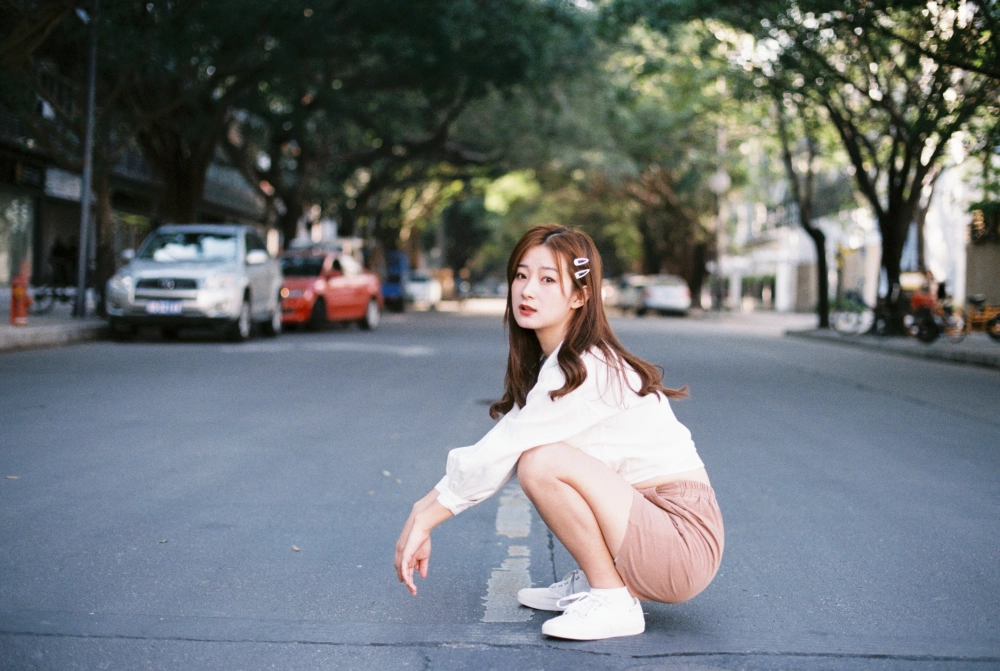 Uncover the artistry of Ming in every shot