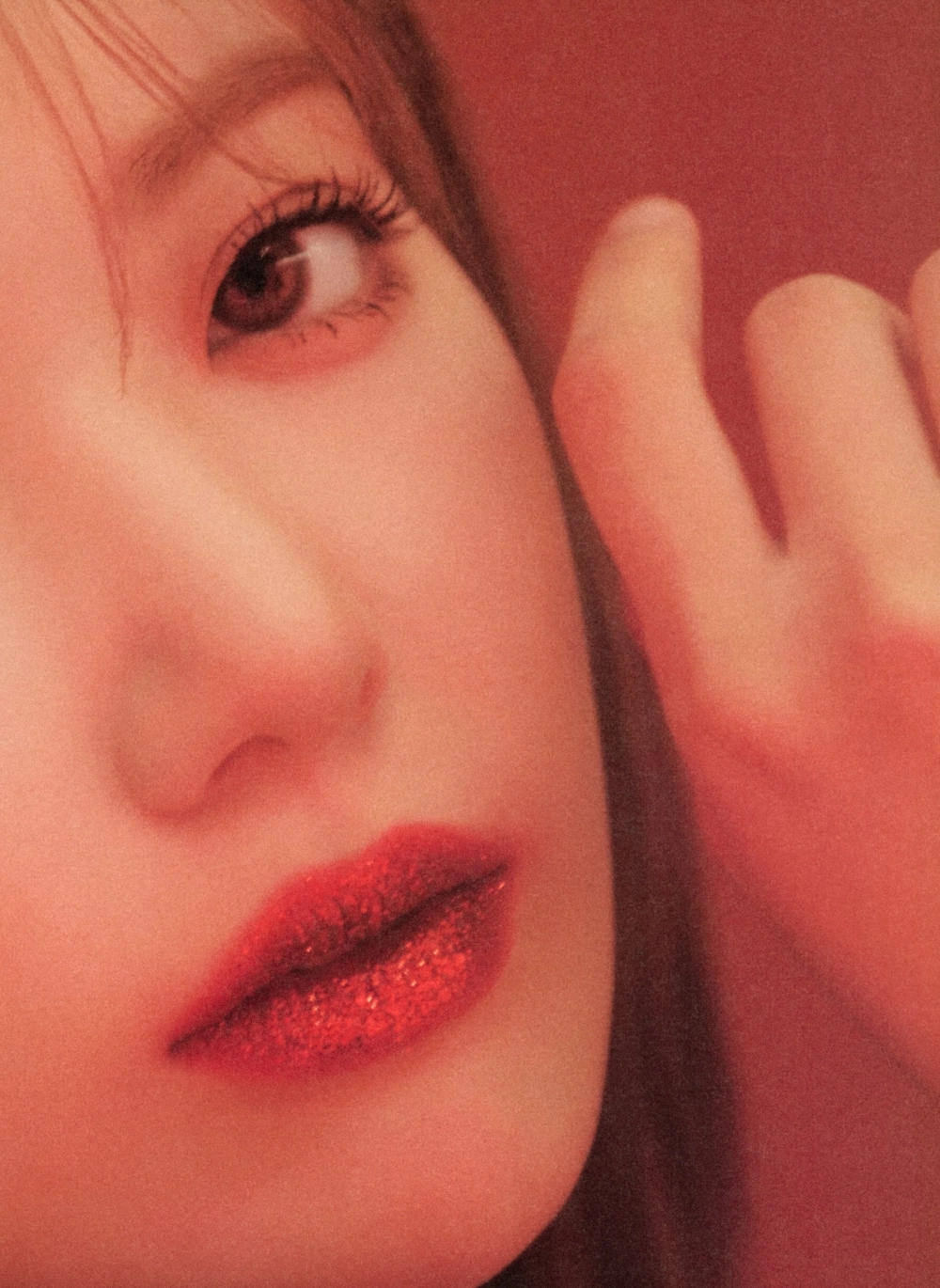 The stunning Gravure Queen Miyawaki Sakura shines 