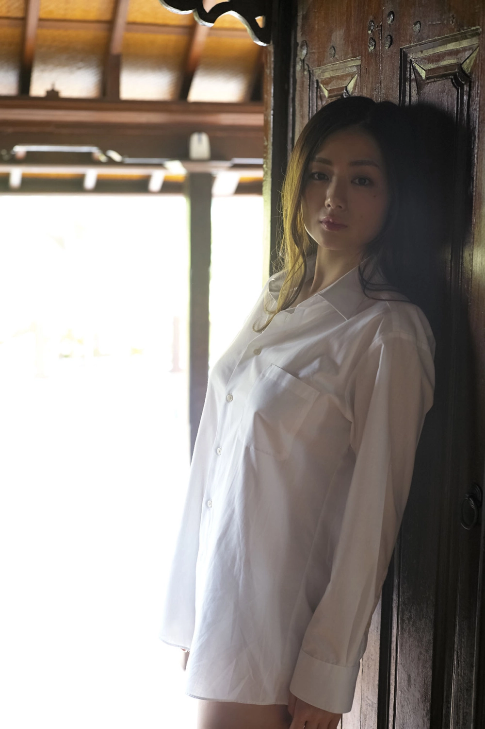 Elegant yet daring that’s Moemi Katayama