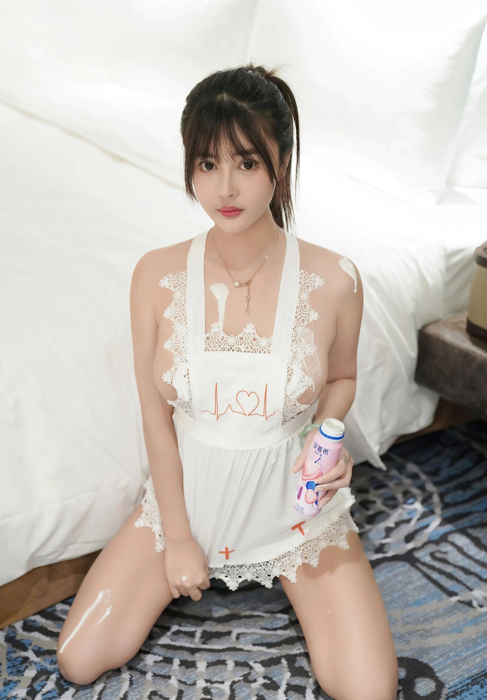Moenako showcases her culinary charm