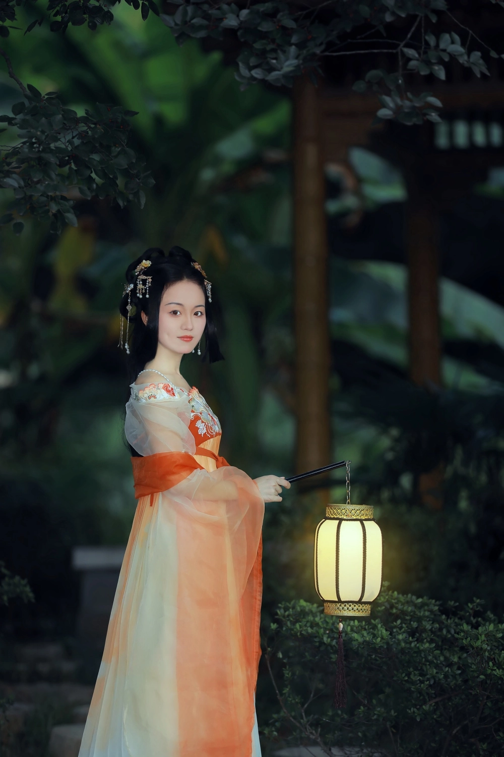 Mumu surrounded by nature's beauty