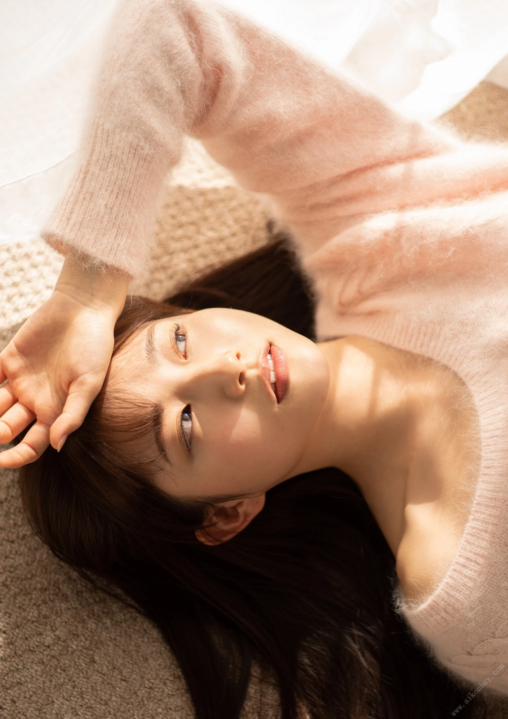 Intense beauty and soft temptation define spectacular Nagisa Aoyama