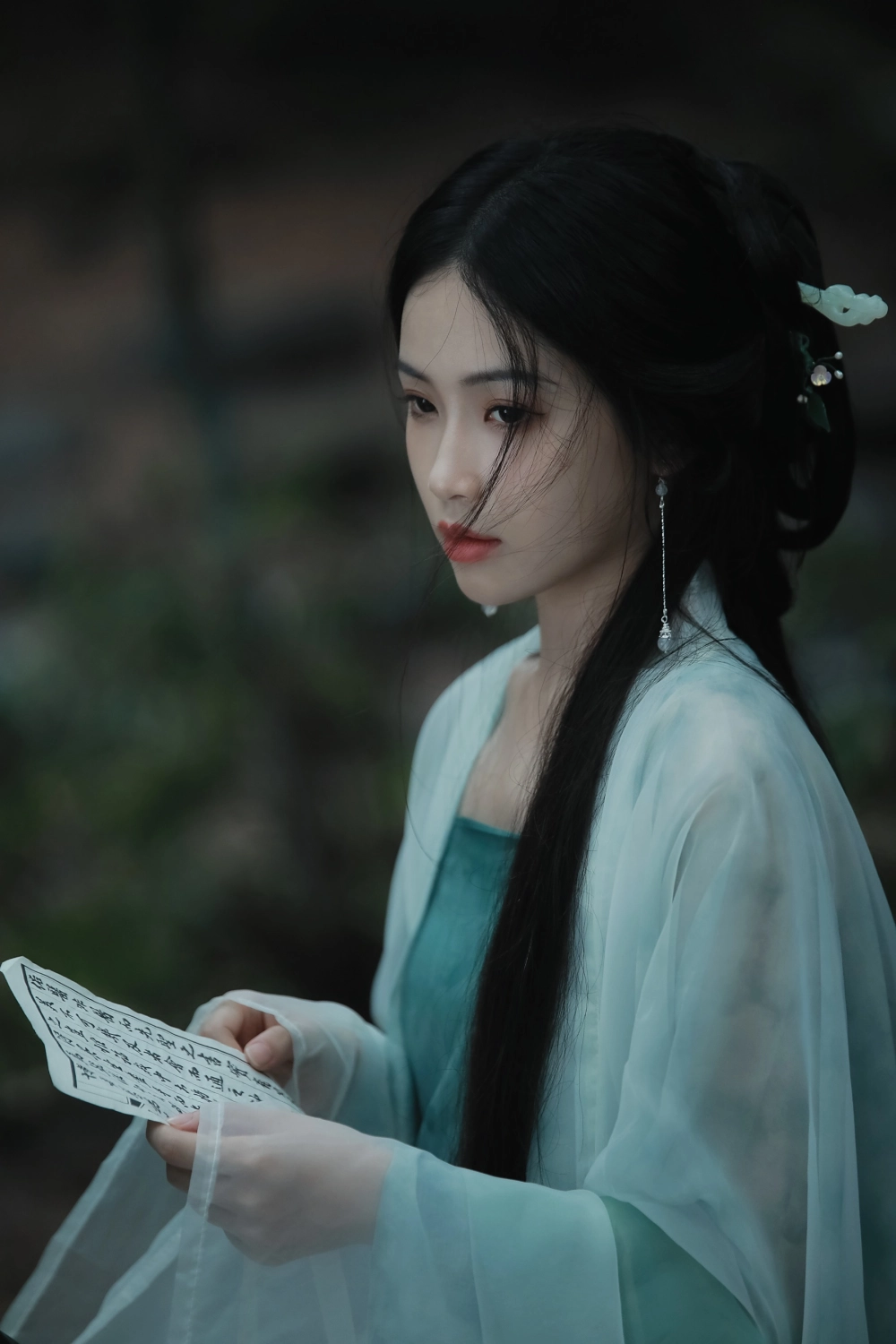 Nana soft yet powerful presence shines