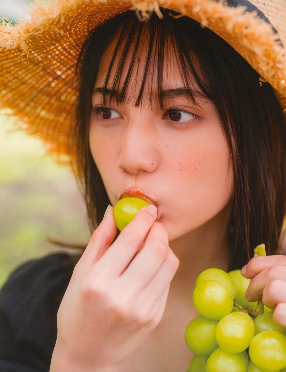 Discover the seductive pull of Nao Kosaka's delicate look