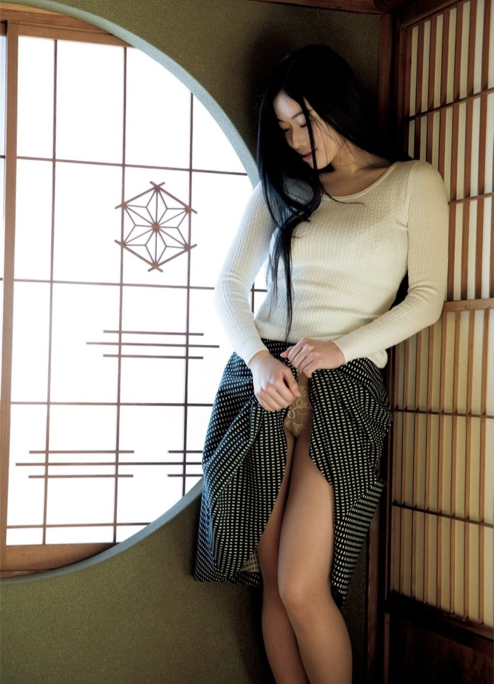 The mesmerizing aura of Oda Asuka