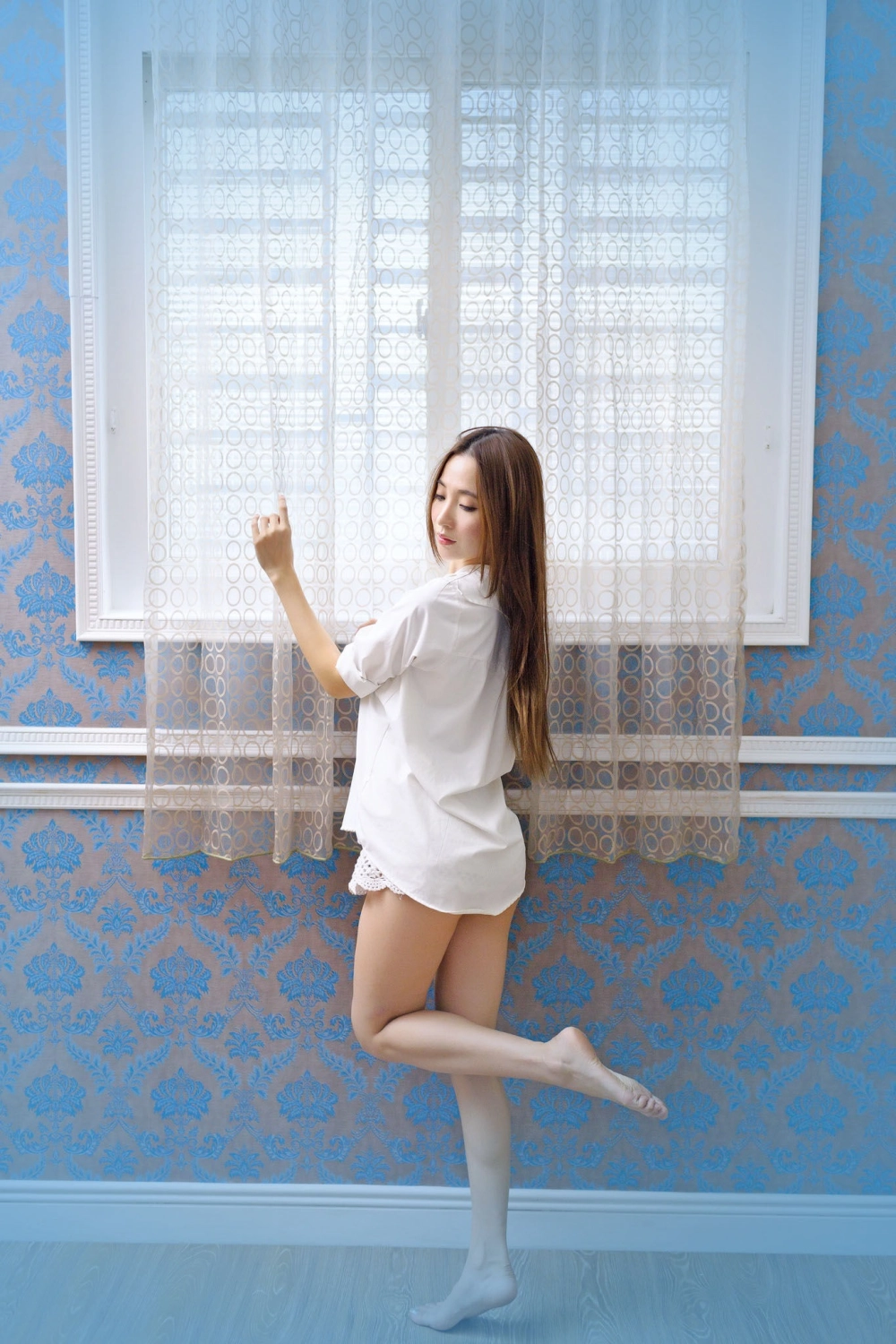 Hot looks and the steam of Oyasukyo