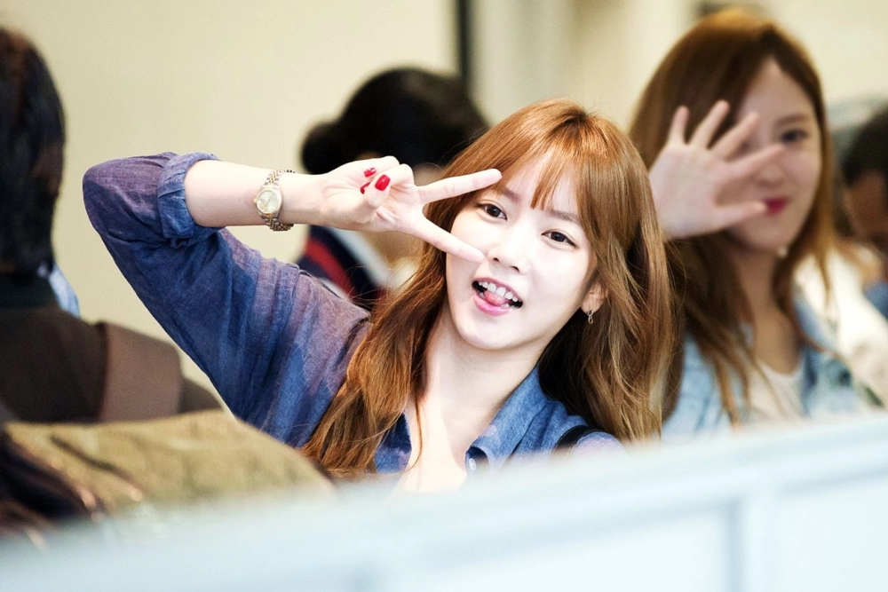 Park So Yeon blends elegance and confidence perfectly