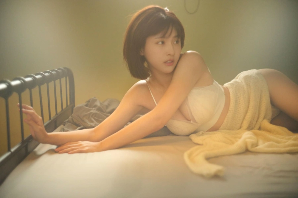 Qunqun's delightful and lovely new photo collection