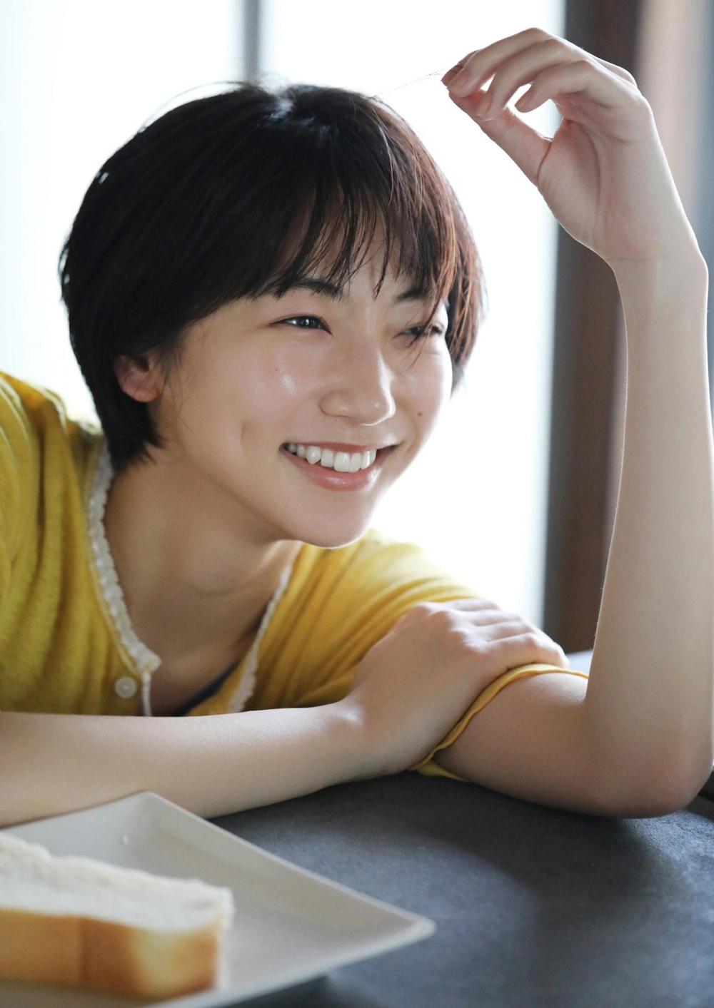 Rena Takeda a dazzling star of Japanese glamour