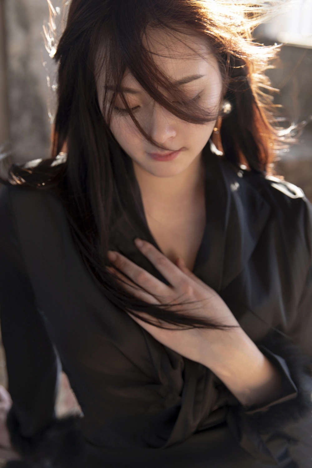 Feeling the heat with this exclusive Rong Er glimpse