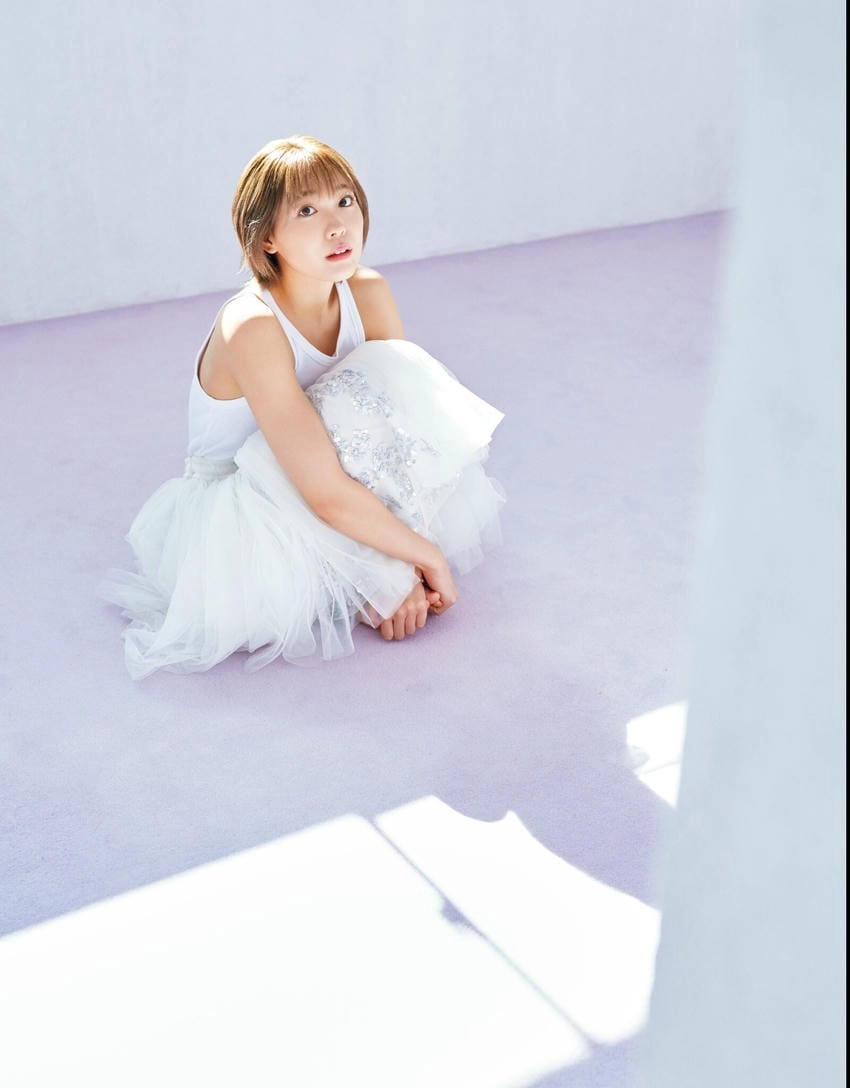Saito Zuka defines modern glamour with absolute ease