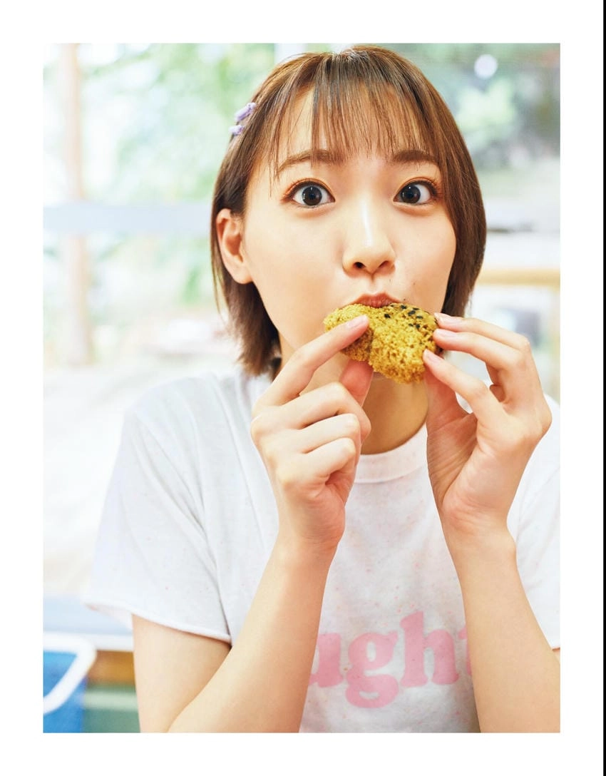 Her fierce focus is sharper than any camera lens Saito Zuka