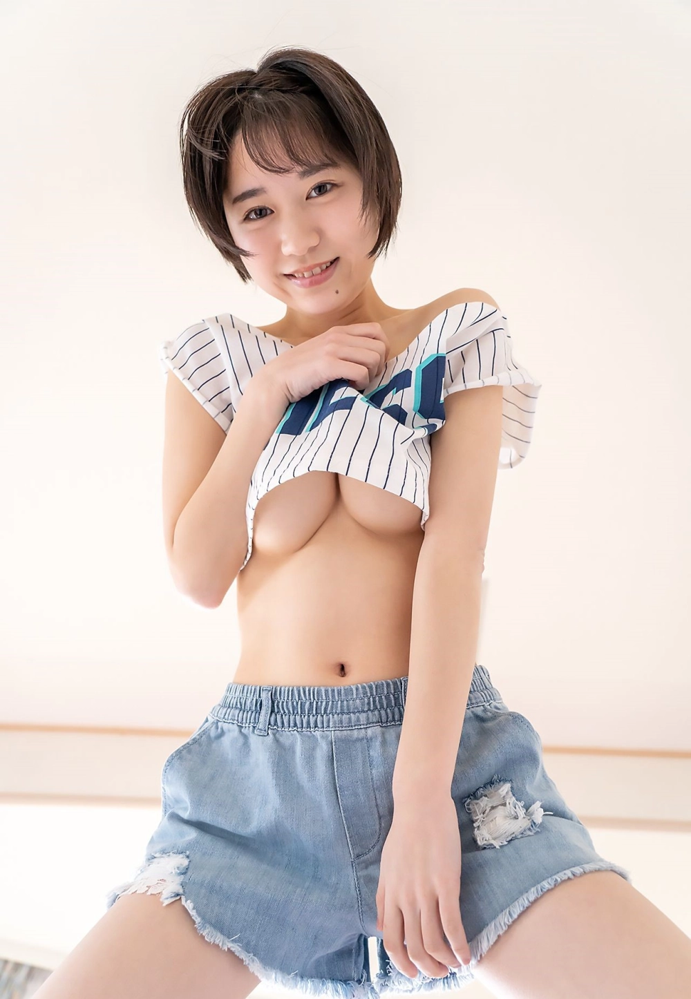 Witness the pure grace of Shiho Fujie