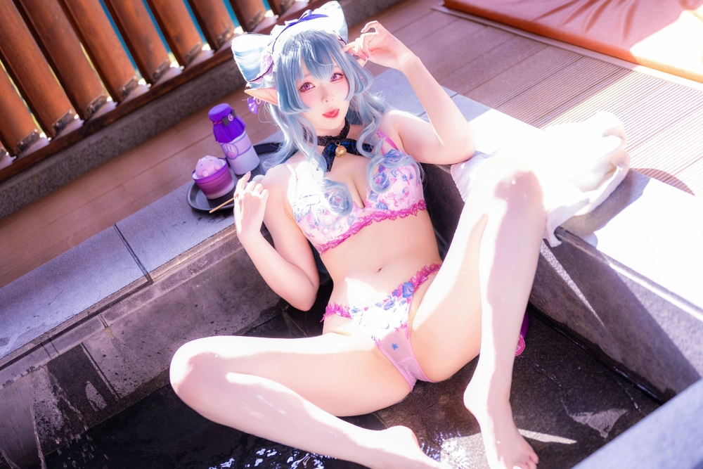 Feeling the heat despite the frosty Shimotsuki Shimo aura