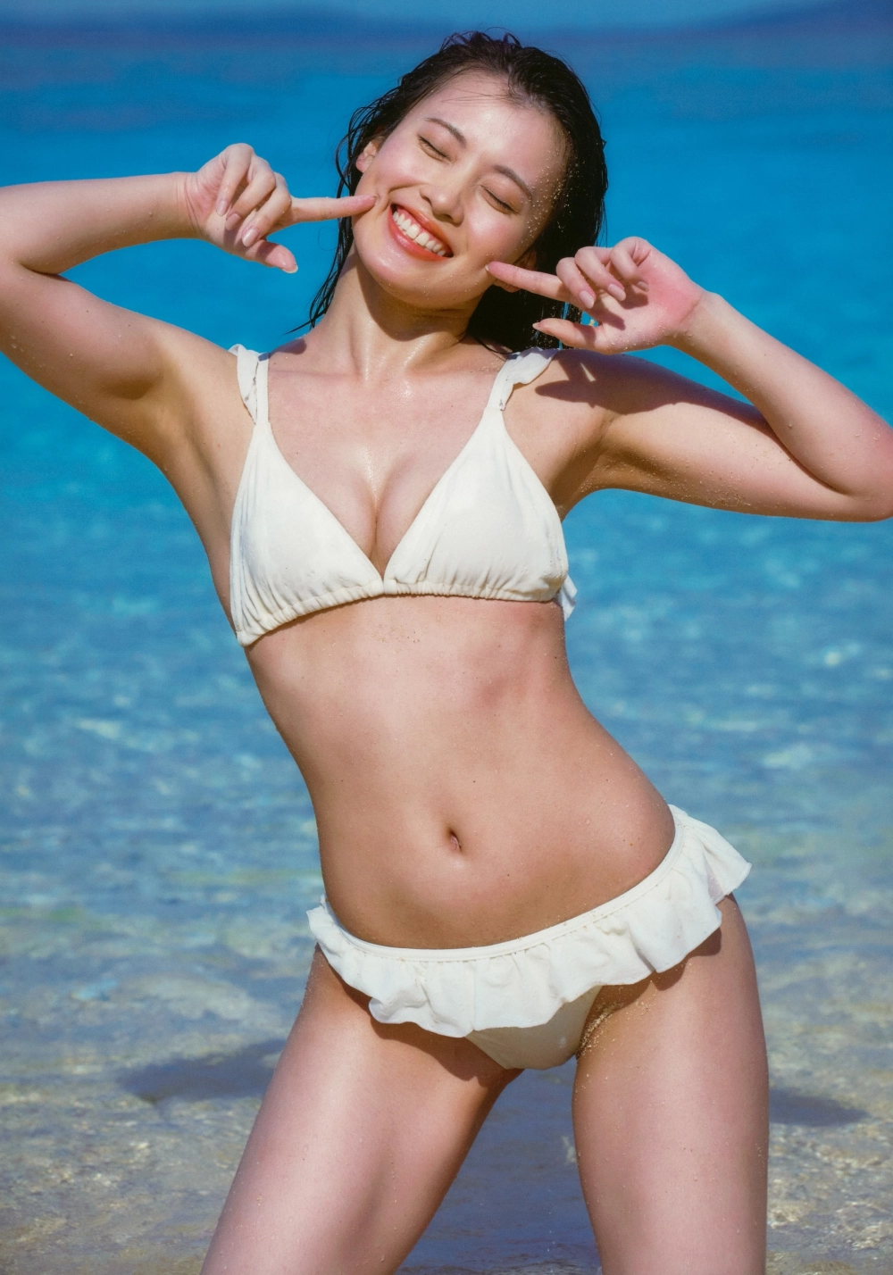 Japanese doll like features of captivating Shino Takeuchi star 