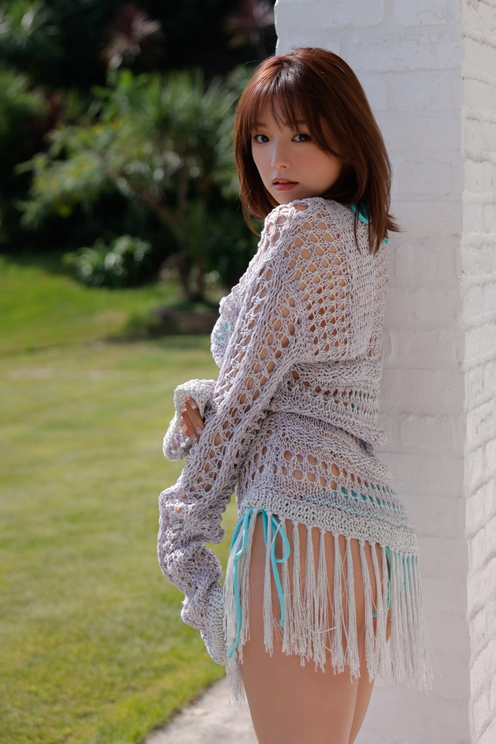 The flawless beauty and striking curves of gorgeous Shinozaki Ai 