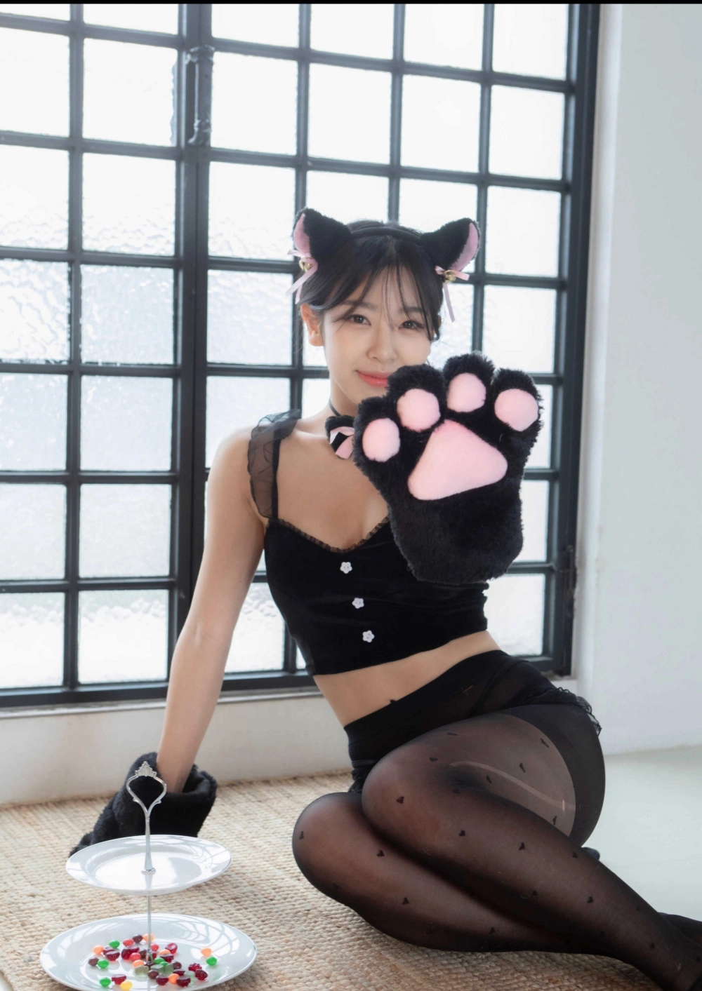 Every photo of So Young (경이) tells a story