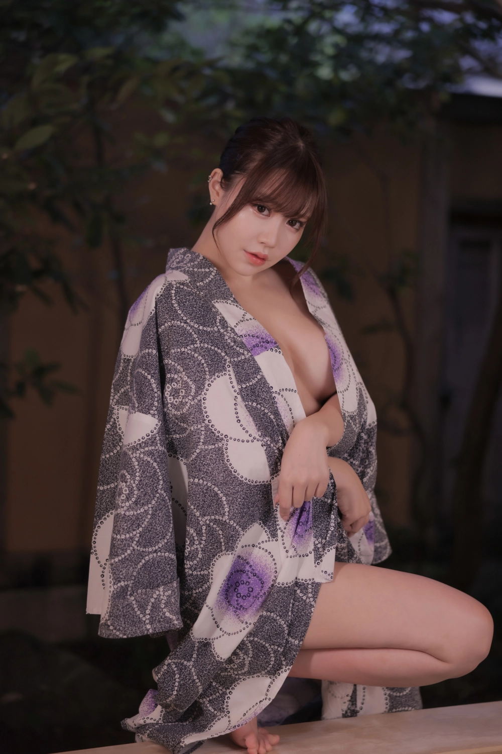 Flawless looks and charming confidence Sugasawa Yuka 