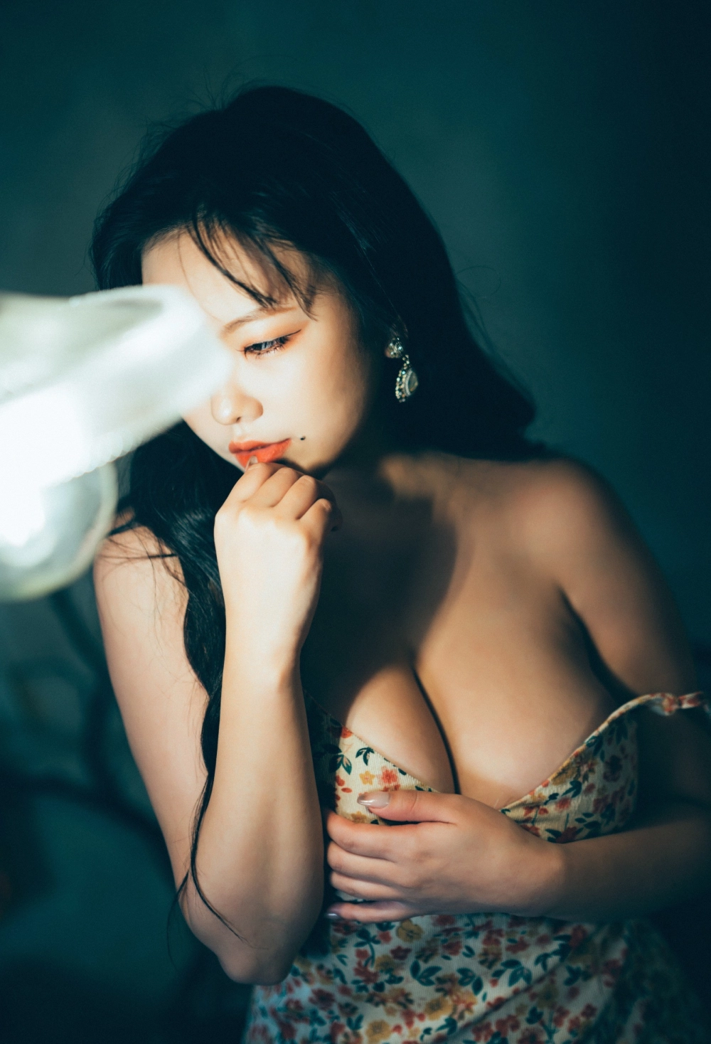 Sunhye’s photos inspire new fashion trends