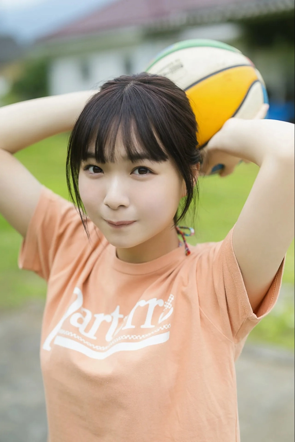 Suwon Noya embodies true Japanese feminine heat 