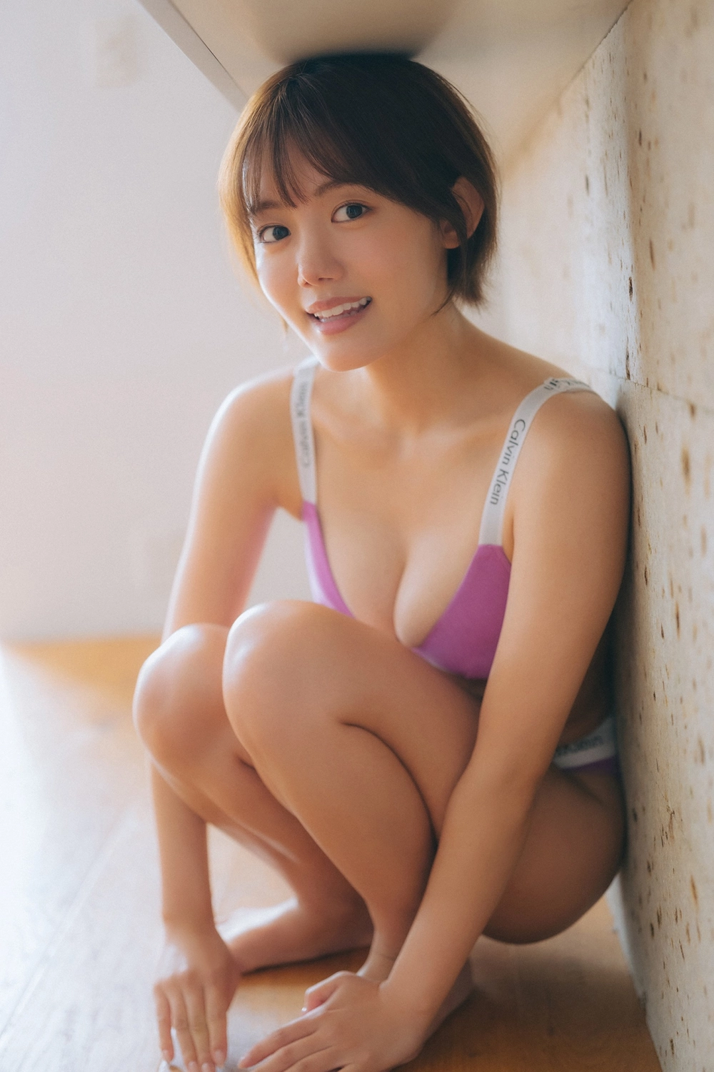 Irresistible charm in every photo featuring Tachibana Shion 