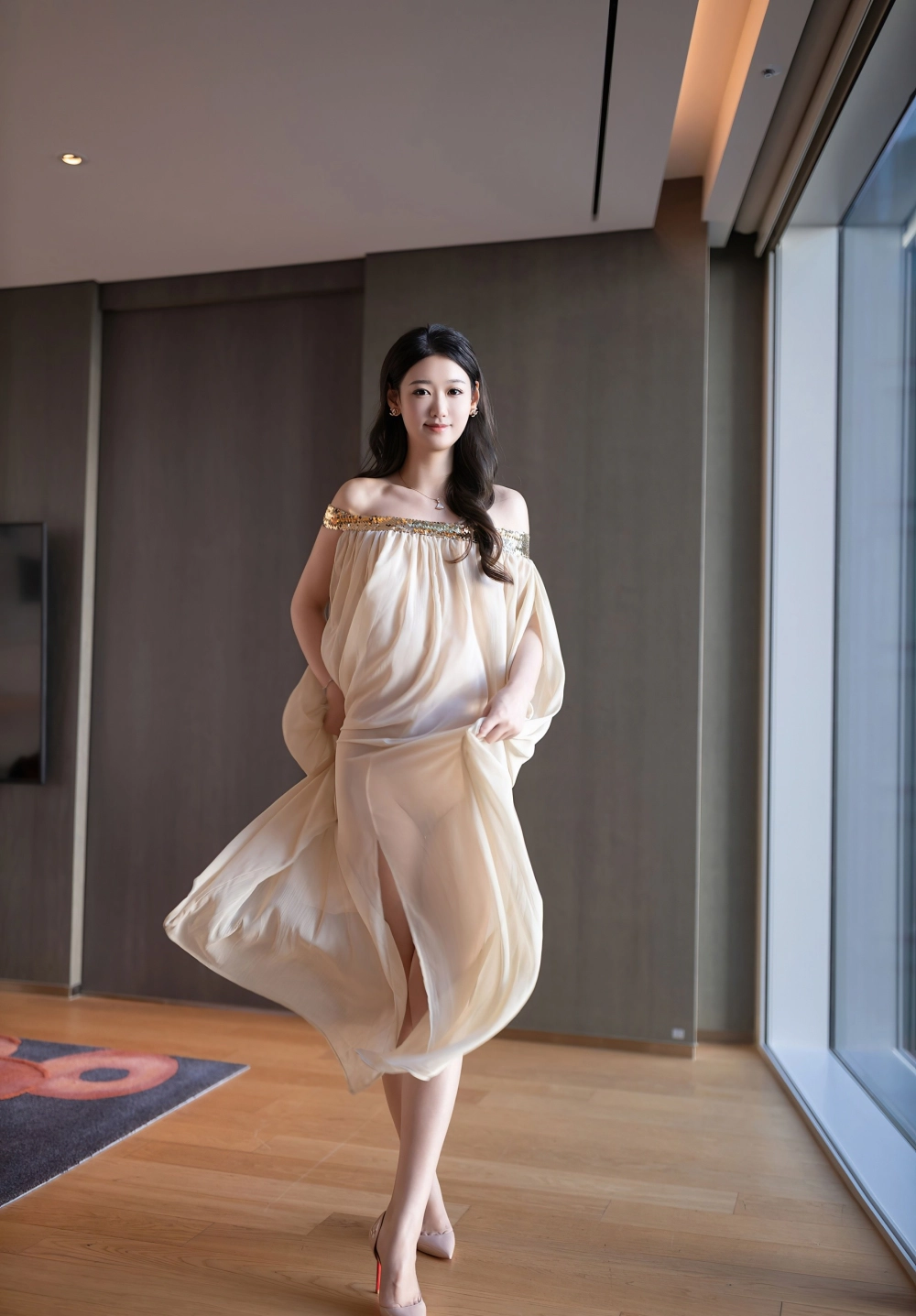 A glimpse of glamour with Tang Anqi