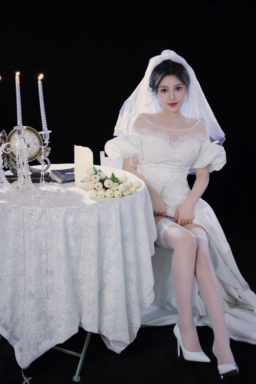 Tao Nuan Jiang in a modern bridal design