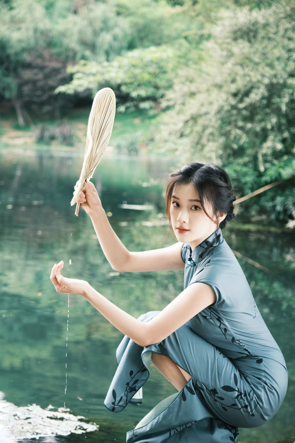 To Xiao Bei embodying the essence of classical beauty