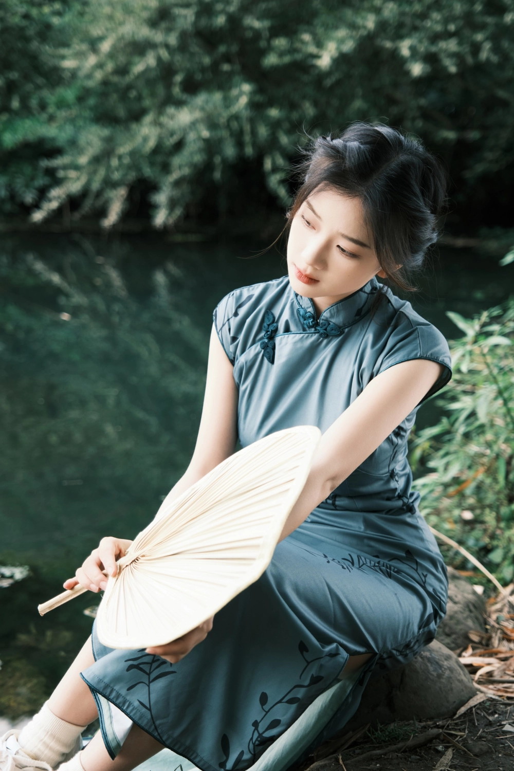 A final, iconic image from To Xiao Bei's collection