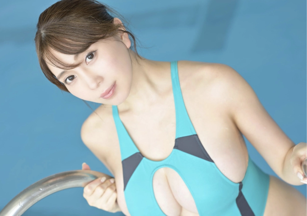 The magnetic aura of Tomomi Morisaki 