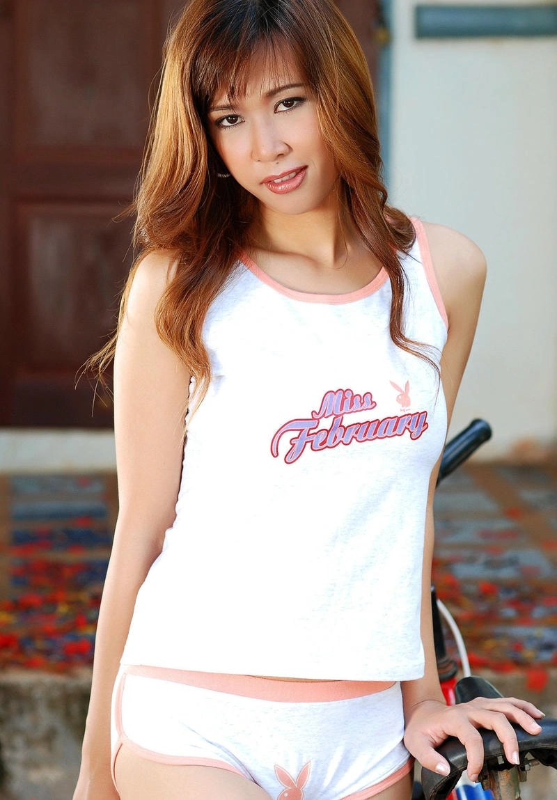 Thailand’s beauty queen Veranda Wei mesmerizes