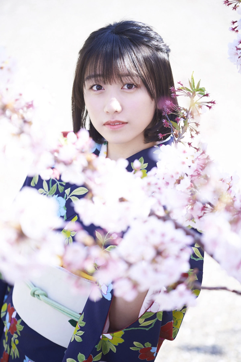 We are obsessed with Wada Sakurako's aura