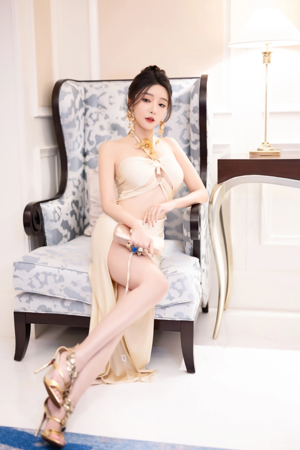 The celebrated elegance of Wang Xinyao