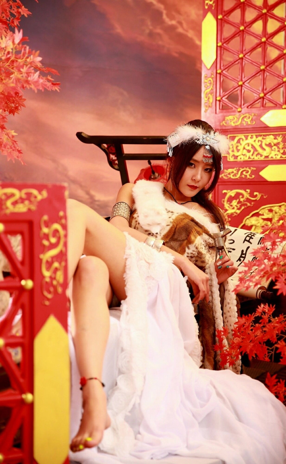 Exuding confidence and a passionate Winnie Xiaoxue atmosphere