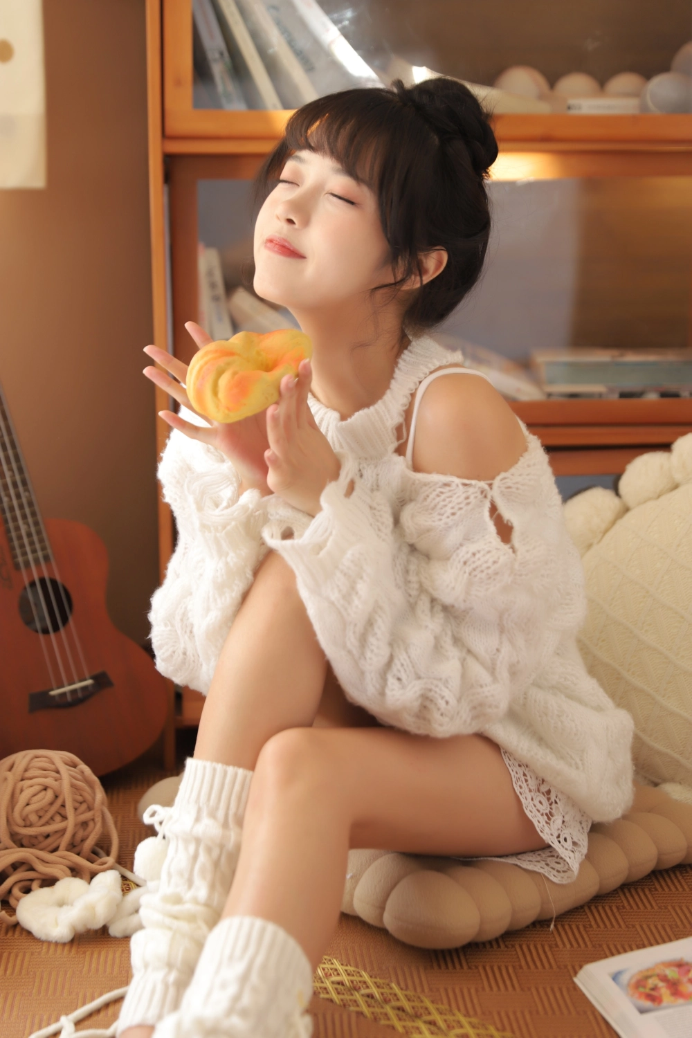 A charming smile from Xiao Wei Ren'er