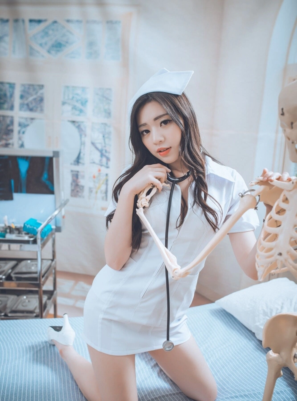 Xie Liqi in a moment of pure elegance